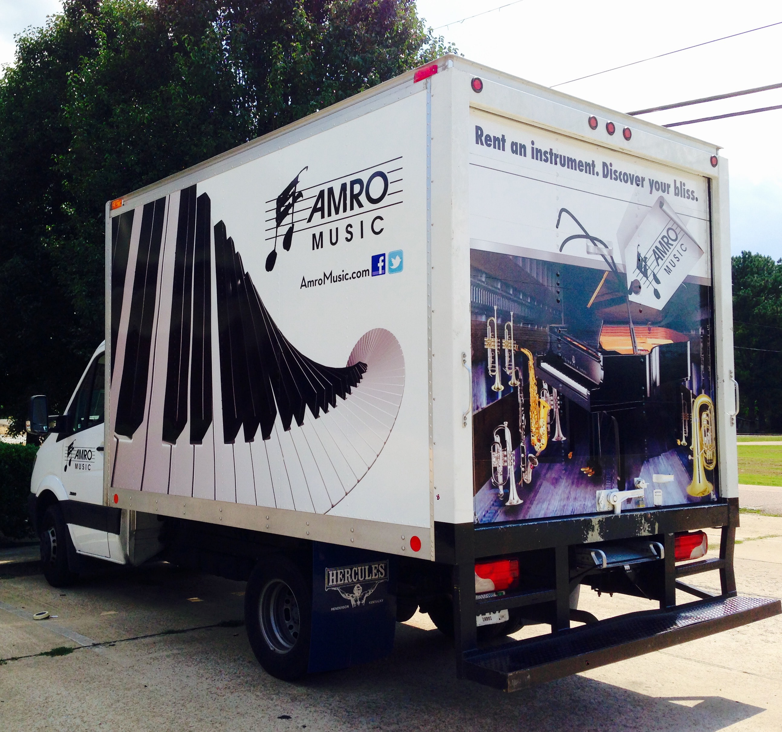 Full Wrap — Commercial Fleet